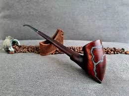 Review of Dolores Pipe by Old Mod